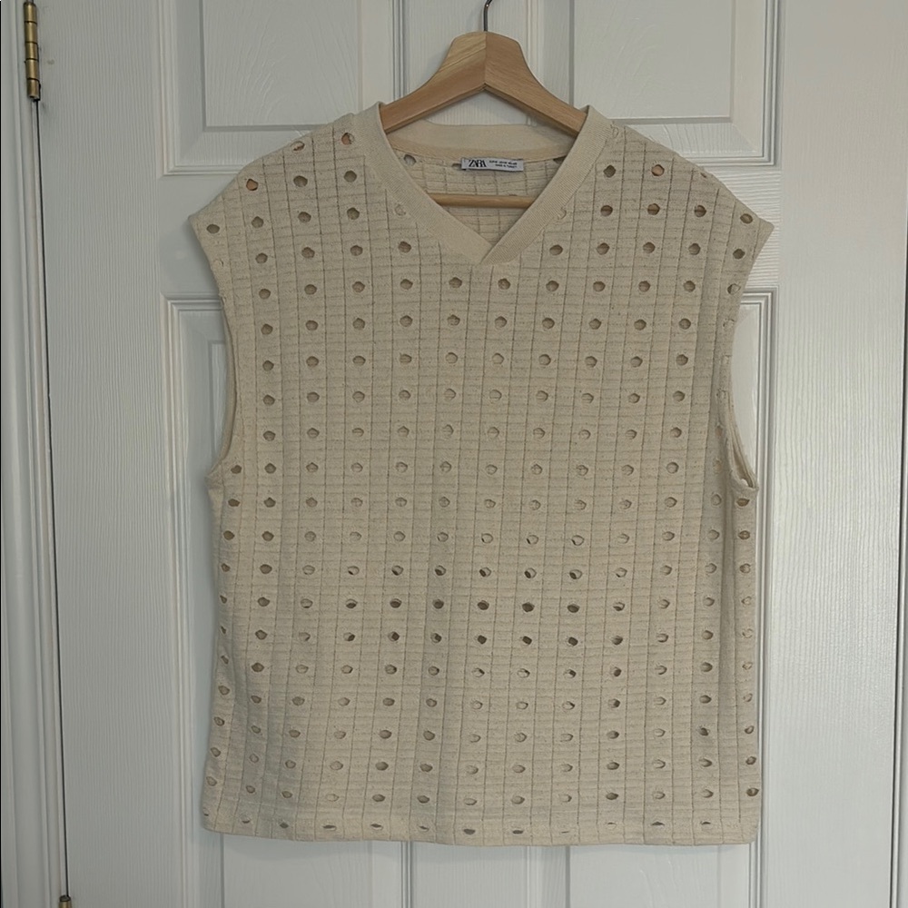 Zara unisex knit vest